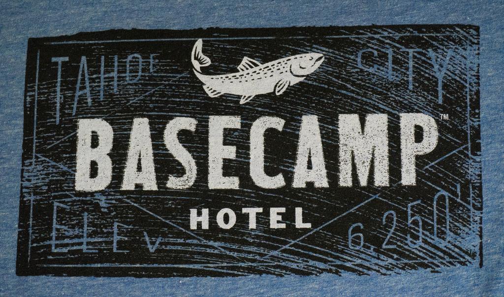 Basecamp タホシティ エクステリア 写真